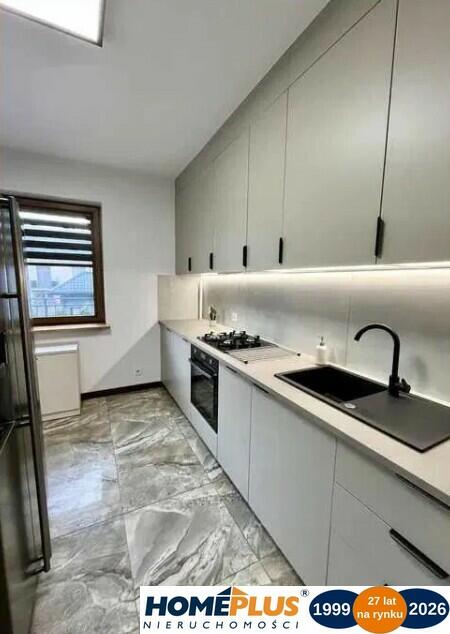 Przestronne 5 pokojowe mieszkanie w Markach