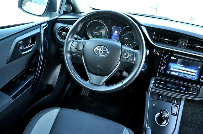 Toyota Auris _1.8 136KM_HYBRID_Led_Kamera_Navi_Climatronic_Serwis_