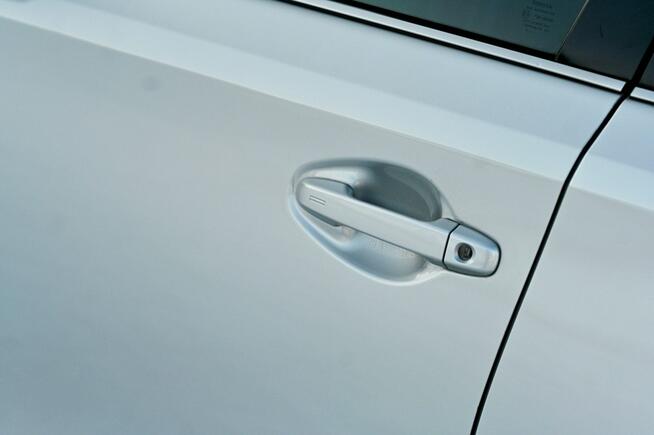 Toyota Auris _1.8 136KM_HYBRID_Led_Kamera_Navi_Climatronic_Serwis_