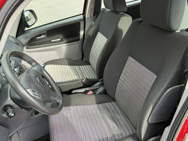 Suzuki SX4 1,6i 120KM Premium/Alu/Parktronic/Klimatyzacja/Serwisowany/Model2011