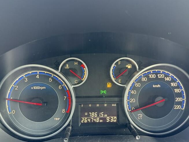 Suzuki SX4 1,6i 120KM Premium/Alu/Parktronic/Klimatyzacja/Serwisowany/Model2011