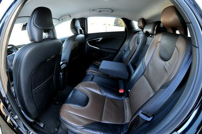 Volvo V40 Cross Country D2 Automat Cross Country Navi Skóra Full Opcja