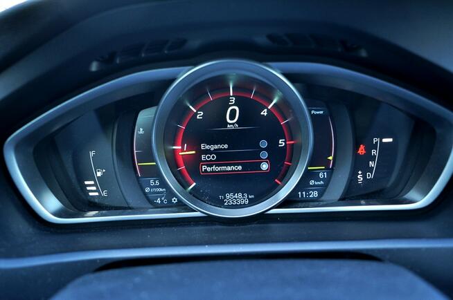 Volvo V40 Cross Country D2 Automat Cross Country Navi Skóra Full Opcja