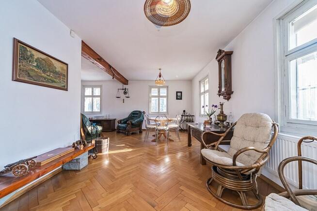 Historyczny dom z lat 30. XX w.