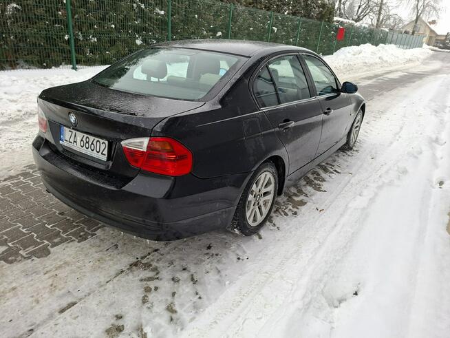 BMW 320 2.0 diesel 6 biegów ważne opłaty