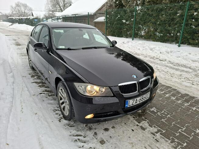 BMW 320 2.0 diesel 6 biegów ważne opłaty