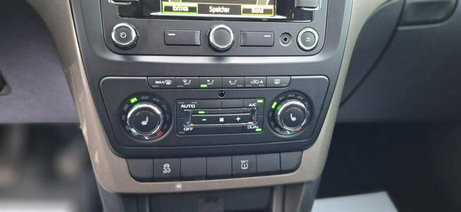 Škoda Yeti Panorama xsenon ledy super stan navi nowy rozrząd zarejestrowana