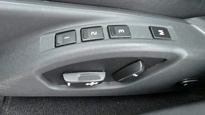 Volvo XC 60 Bogate wyposażenie: , Xenon, Ledy,podgrzewana kierownica