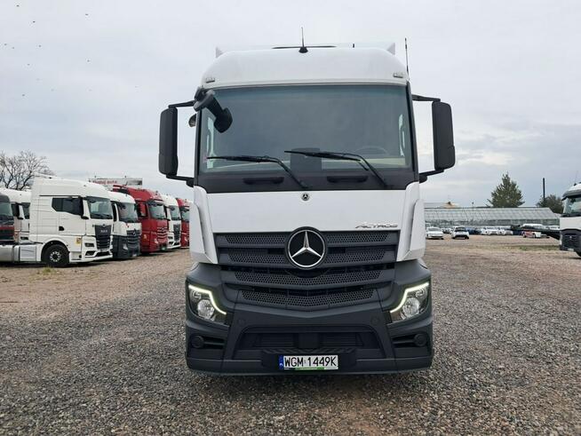 Mercedes Actros