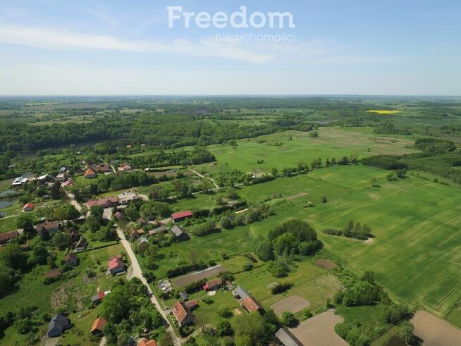 Duża działka z możliwością zabudowy.