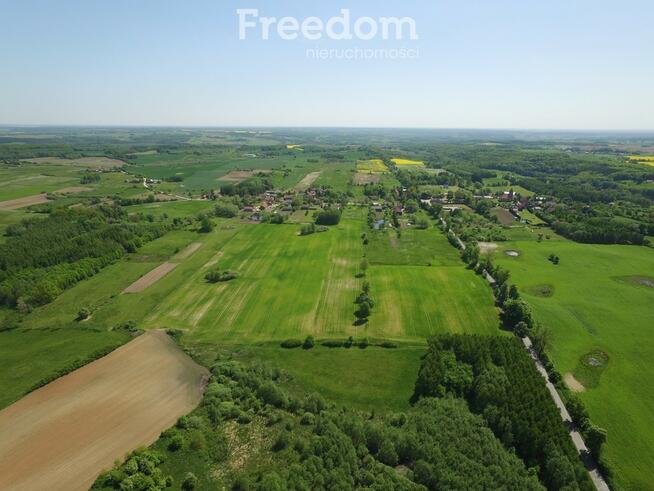 Duża działka z możliwością zabudowy.