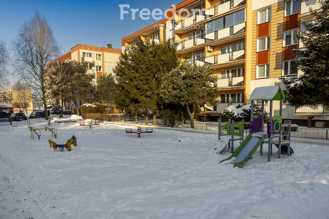 3 pokoje na 3 piętrze do wlasnej aranżacji, 60 m2