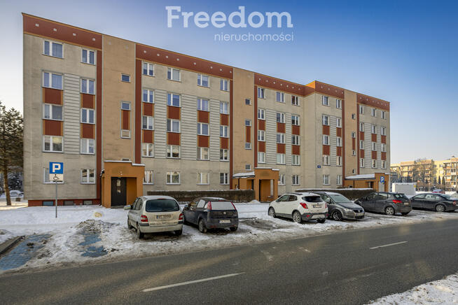 3 pokoje na 3 piętrze do wlasnej aranżacji, 60 m2