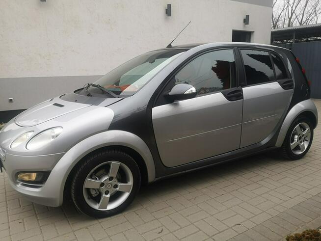 Smart Forfour 1.1 Benzyna 75KM Klimatyzacja Halogeny Szklany Dach Alu Serwis