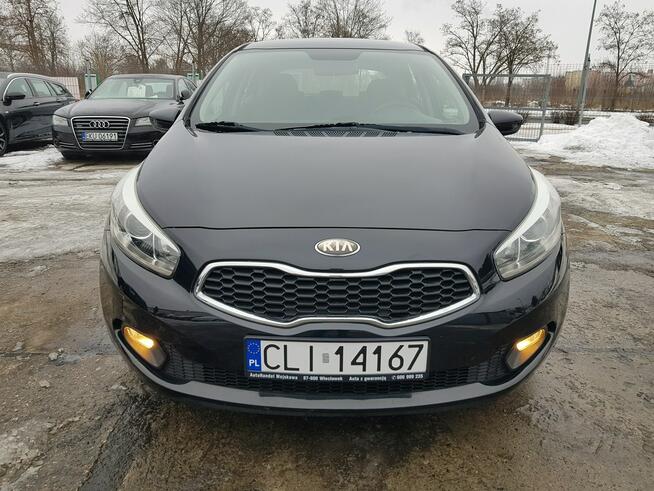 Kia Cee'd 1,4 Benzyna Klima Zarejestrowany Gwarancja