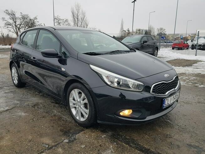 Kia Cee'd 1,4 Benzyna Klima Zarejestrowany Gwarancja