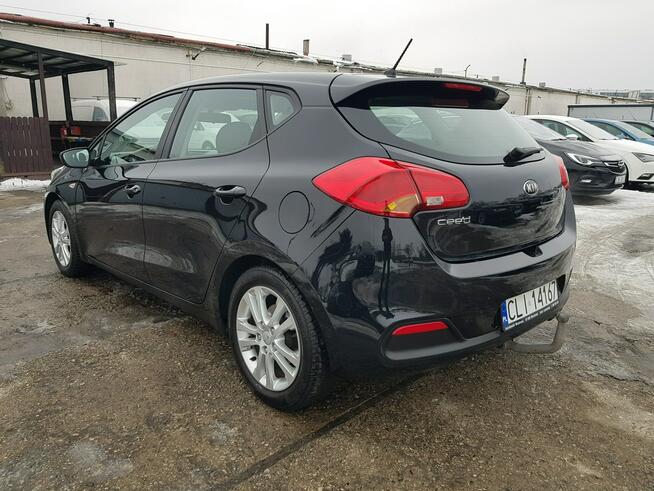 Kia Cee'd 1,4 Benzyna Klima Zarejestrowany Gwarancja