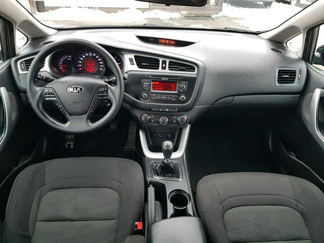 Kia Cee'd 1,4 Benzyna Klima Zarejestrowany Gwarancja