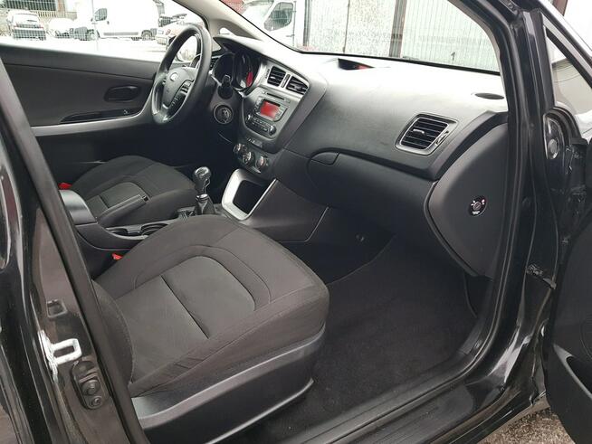 Kia Cee'd 1,4 Benzyna Klima Zarejestrowany Gwarancja