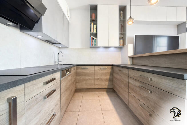 Dlaczego Kevin sam w domu został bez pieczywa?