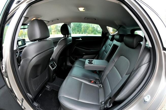 Hyundai Tucson 1.6 GDI 133 KM Lift Navi Klimatronik Kamera Skóra Full Opcja