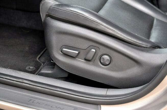 Hyundai Tucson 1.6 GDI 133 KM Lift Navi Klimatronik Kamera Skóra Full Opcja