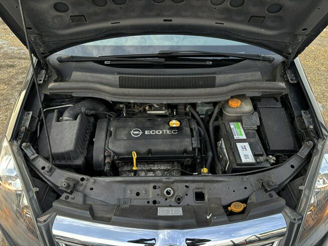 Zafira 1.8 benzyna Family 140km pdc 7 foteli SERWIS 2014