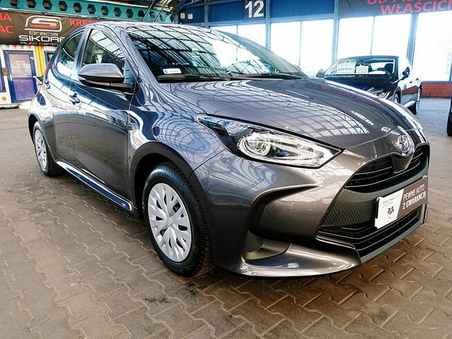Toyota Yaris Navi+TEMPOMAT AKTYWNY+Parktronic GWAR. serwisowany 1wł KRAJOWY Bezwyp