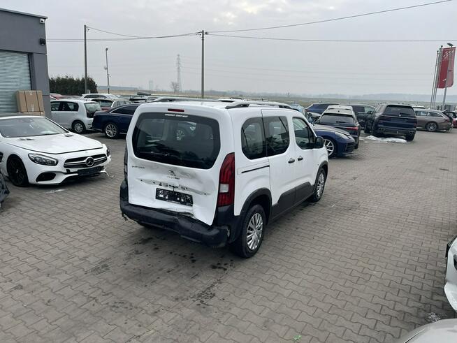 Peugeot RIFTER Czujniki parkowania