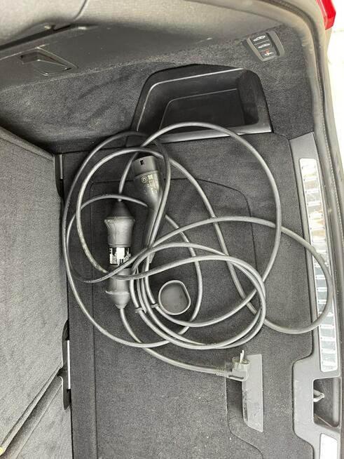 Volvo XC 90 R-Design T8 AWD Plug IN Skóra Kamery360 Panorama 7 Os. HAK 455 KM