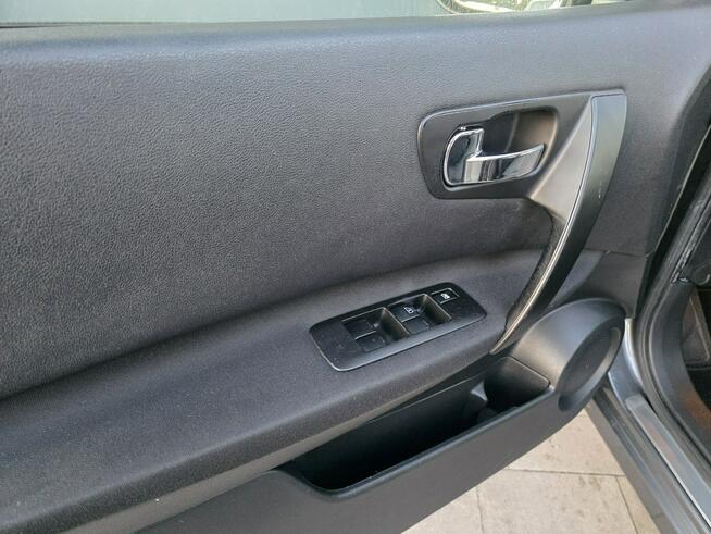 Nissan Qashqai 1.6 16V BENZYNA *LIFT *niski przebieg* ZAREJESTROWANY