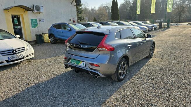 Volvo V40 R-Design