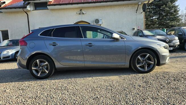 Volvo V40 R-Design