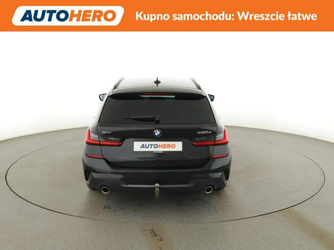 Fv23 330e xDrive MSport Navi Tempomat Grzane Sportsitze HUD Kamera LED