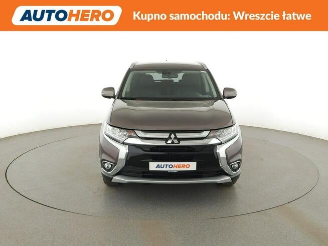 Mitsubishi Outlander 7os. Automat Navi Kamera cofania Klimatyzacja Podgrzewane fotele Bluet