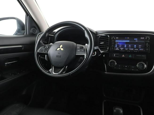 Mitsubishi Outlander 7os. Automat Navi Kamera cofania Klimatyzacja Podgrzewane fotele Bluet