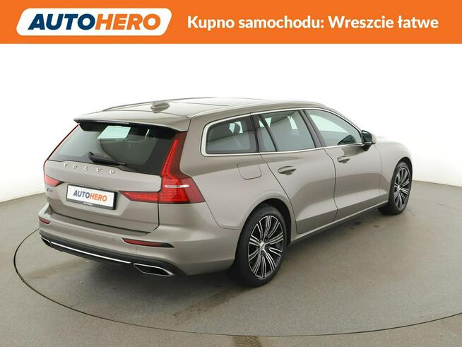 Volvo V60 Inscription Expression PHEV AWD T6 panorama navi kamera grzane fotele