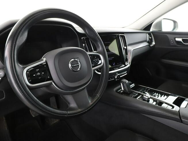 Volvo V60 Inscription Expression PHEV AWD T6 panorama navi kamera grzane fotele