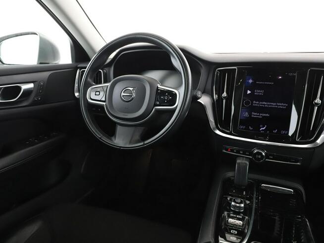 Volvo V60 Inscription Expression PHEV AWD T6 panorama navi kamera grzane fotele