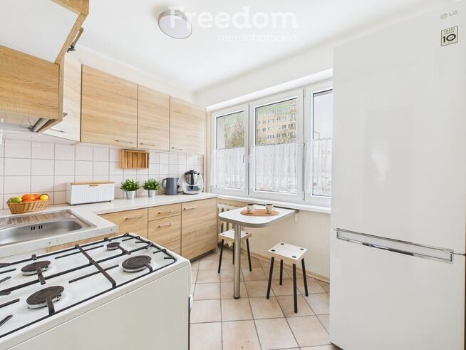 Trzypokojowe mieszkanie niedaleko centrum