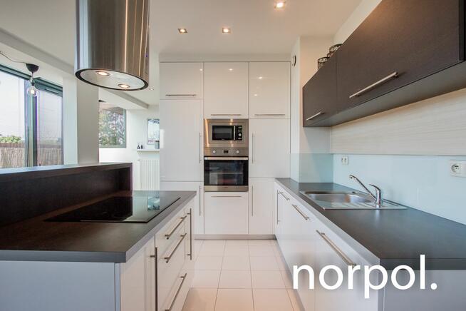 Mieszkanie z dużym tarasem w Angel City, 3 pokoje, garaż, klimatyzacja, Szlak