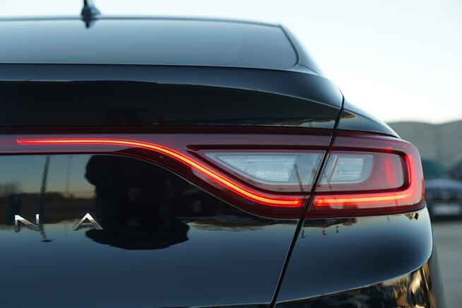 Renault Arkana RS line skora NAWI kamera BLIS grzane fotele i kierownica ful led max