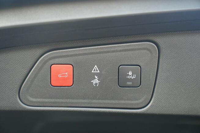Peugeot 3008 GT ful led pełna skóra masaze hak kamery EL.KLAPA blis FOCAL max opcja