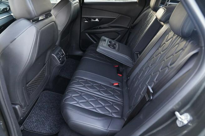 Peugeot 3008 GT ful led pełna skóra masaze hak kamery EL.KLAPA blis FOCAL max opcja