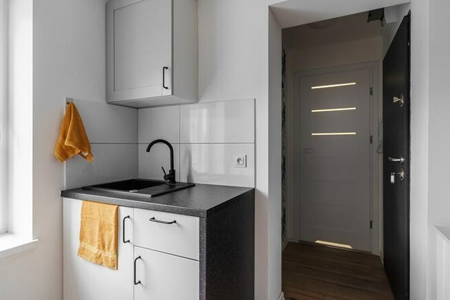 Cieszyńska 6, Centrum Północ, jasna kawalerka