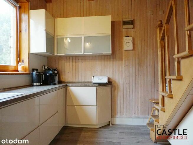 dom przy głównej drodze na plażę I Stegna I do wejścia I