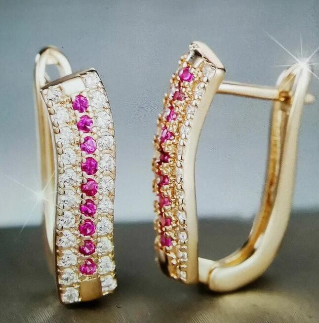 Komplet biżuterii pierścionek i kolczyki