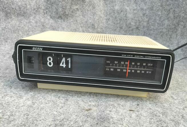Zegar klapkowy radio BERN unikat vintage