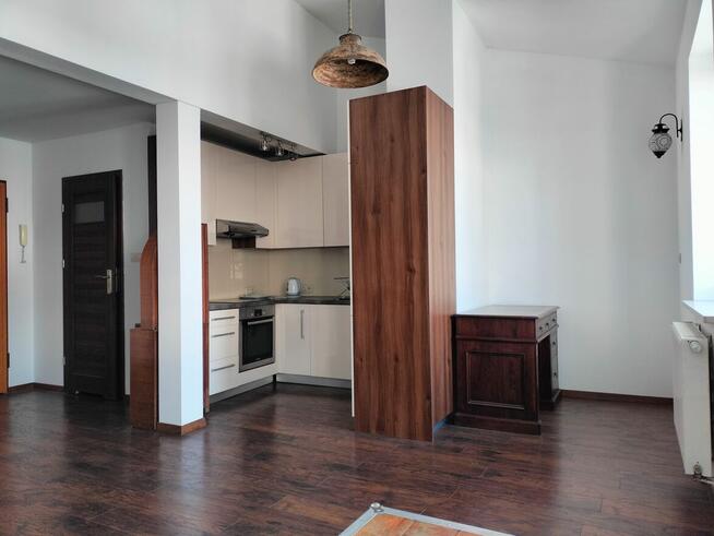 Sprzedam mieszkanie z antresolą i piwnicą | Stare Podgórze