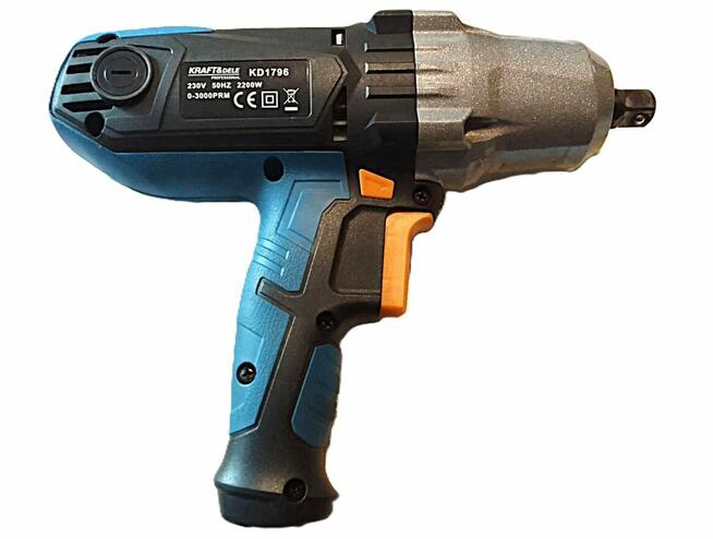 KLUCZ UDAROWY KRAFT&DELE Mocny 2200W 1/2 Walizka Nasadki